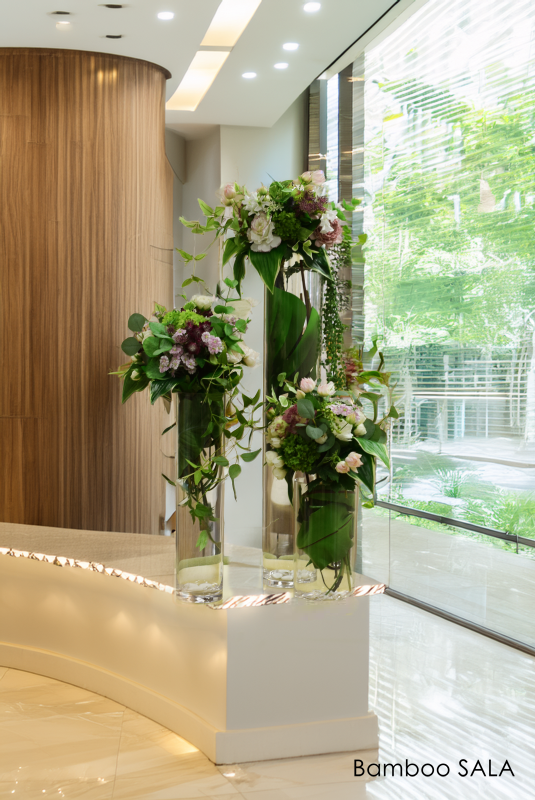 clinicロビー,病院,フラワーディスプレイ,装花,アーティフィシャルフラワー,おしゃれ,バンブーサラ